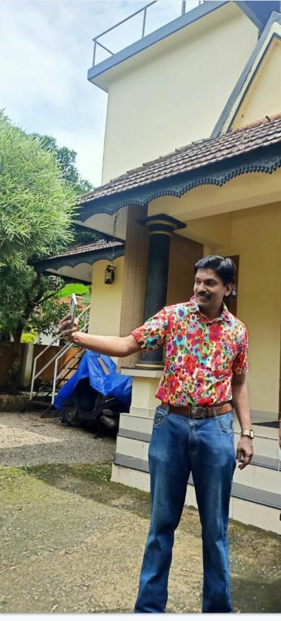 Villa Swasthi Griha à Aranmula Extérieur photo