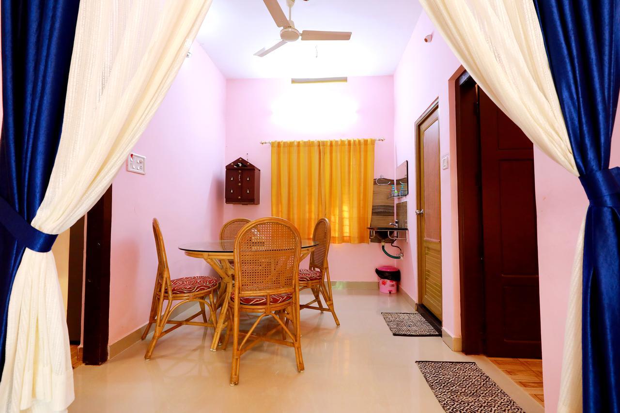 Villa Swasthi Griha à Aranmula Extérieur photo
