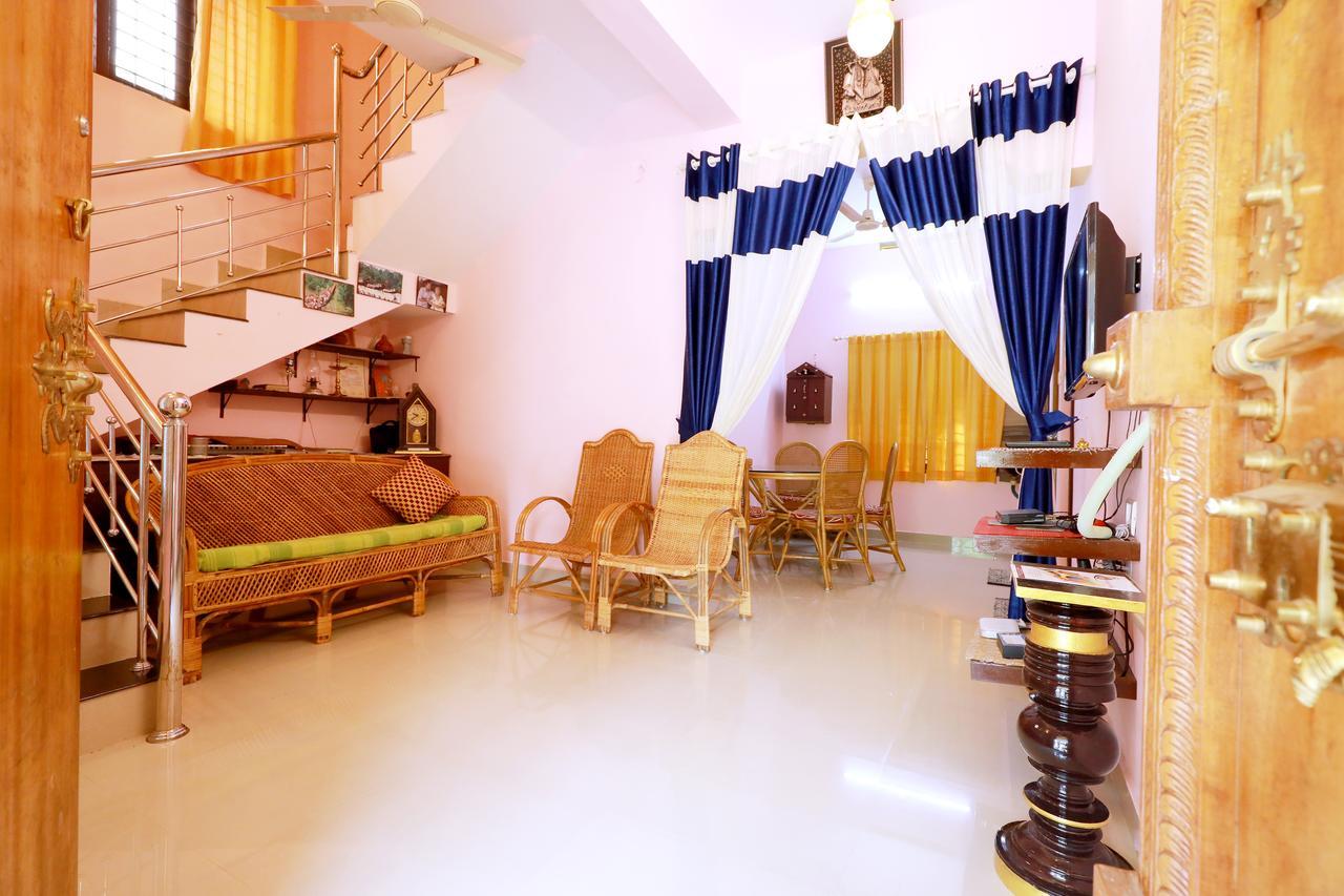 Villa Swasthi Griha à Aranmula Extérieur photo