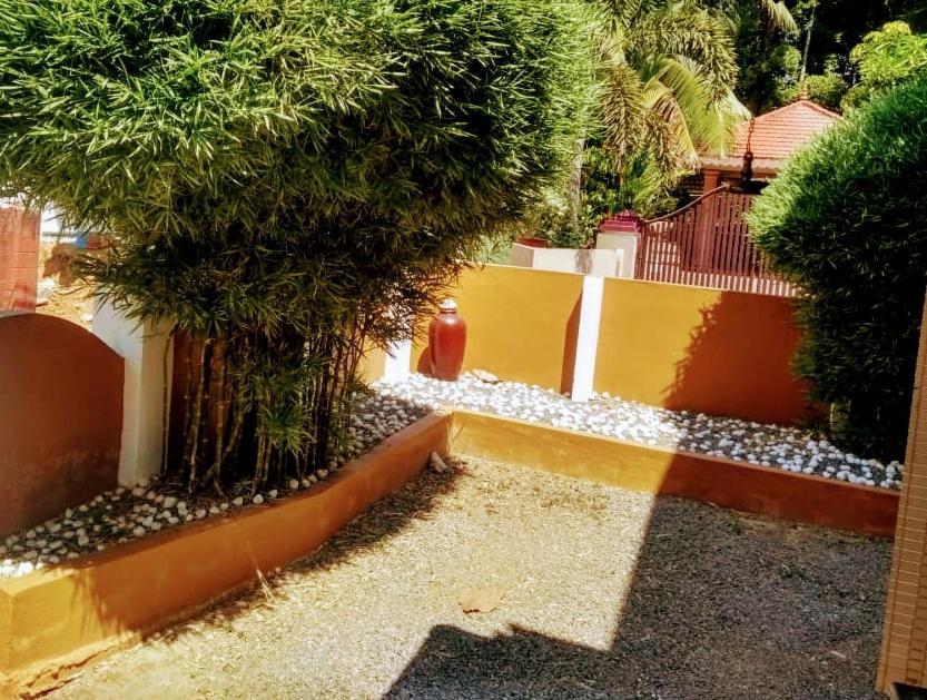 Villa Swasthi Griha à Aranmula Extérieur photo